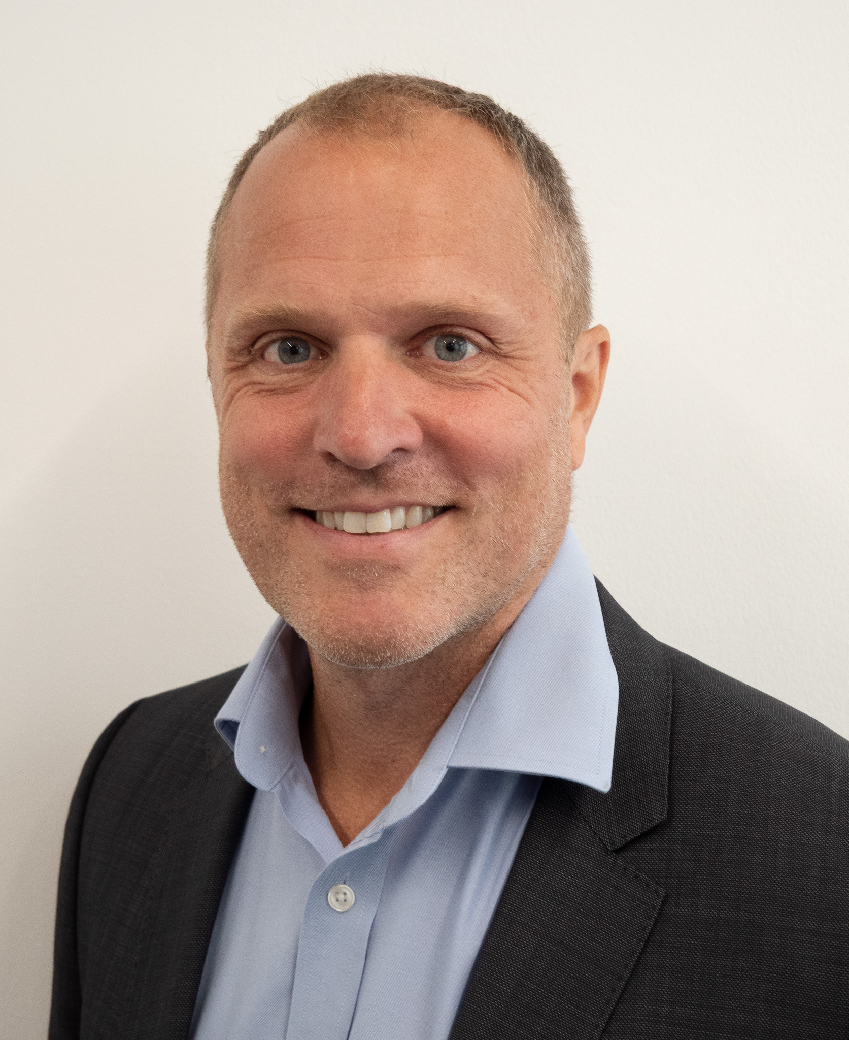 Andrew Waldron — Financial Advisor in London